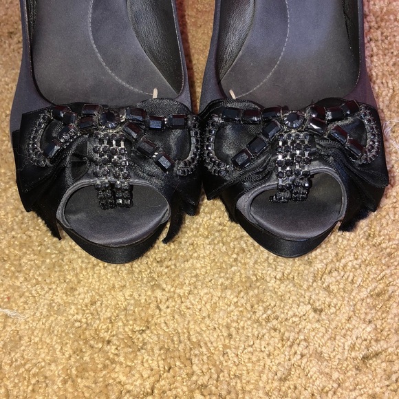 BCBGMaxAzria Platform High Heels - Picture 2 of 4